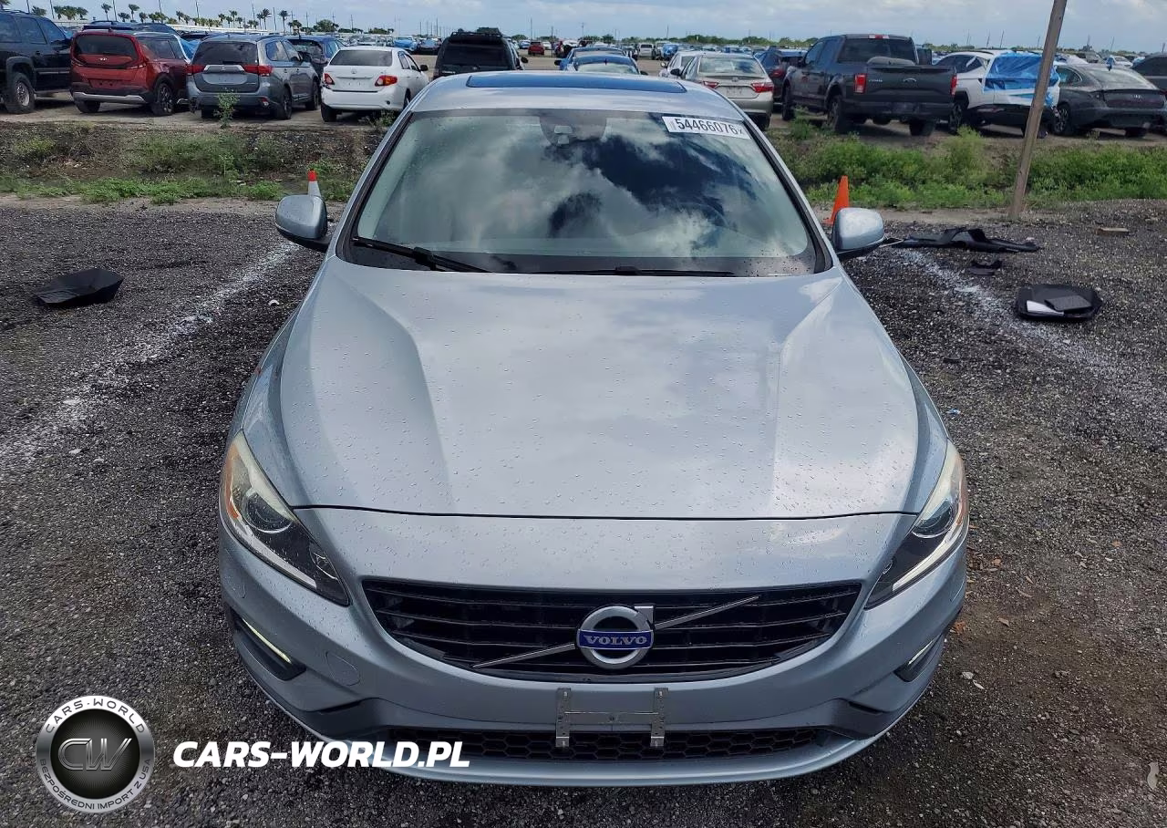 2017 Volvo S60 Dynamic VIN:YV140MTL2H2431786 - 5