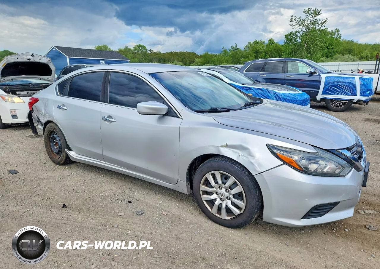 2016 Nissan Altima 2.5 S VIN:1N4AL3AP7GC173313 - 4