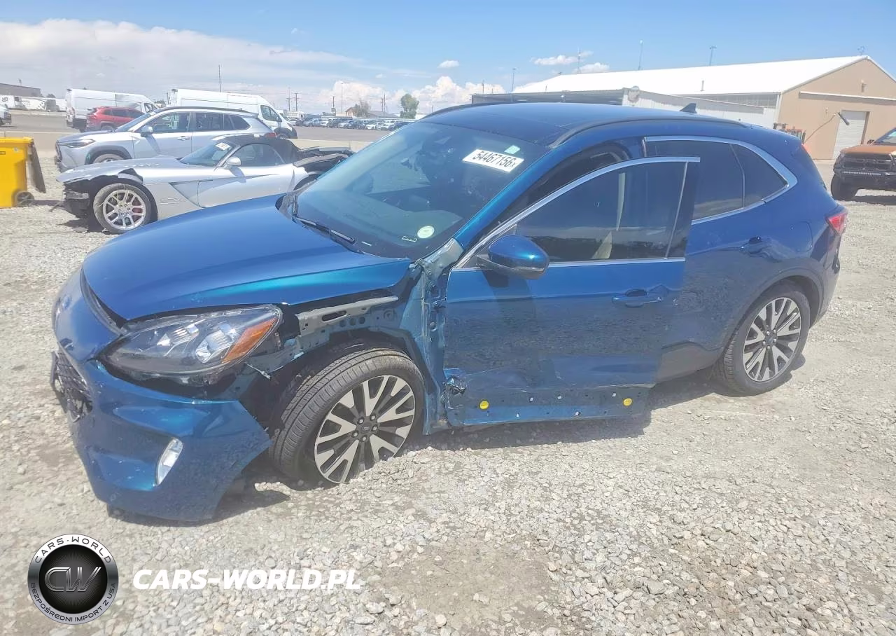 2020 Ford Escape Titanium