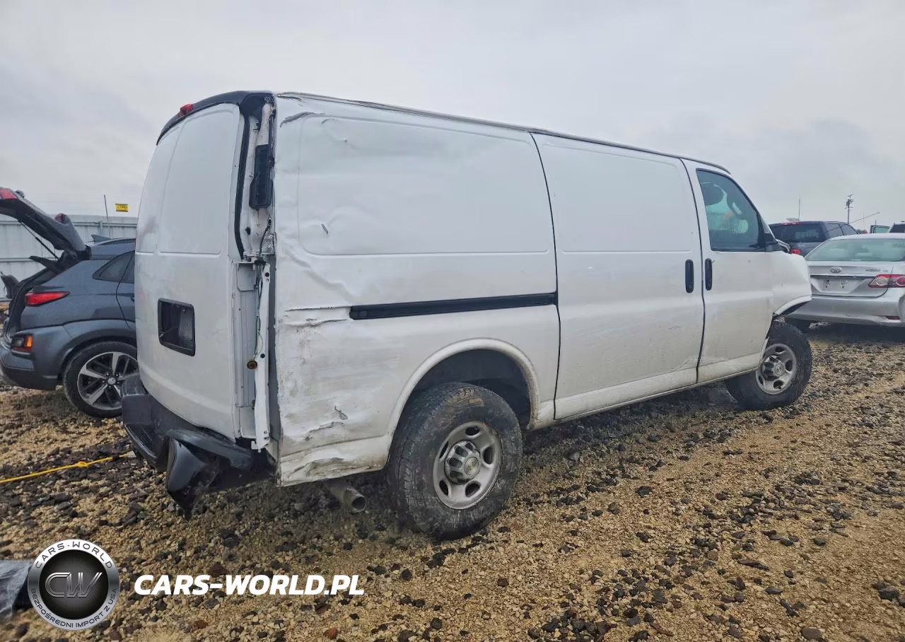 2021 Chevrolet Express G2500 VIN:1GCWGAFP7M1246849 - 3