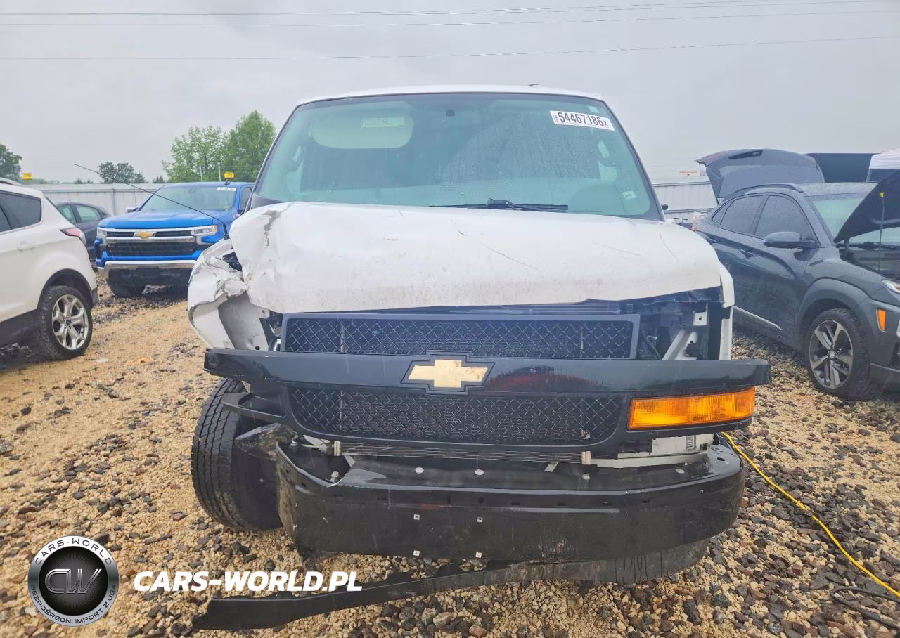 2021 Chevrolet Express G2500 VIN:1GCWGAFP7M1246849 - 5