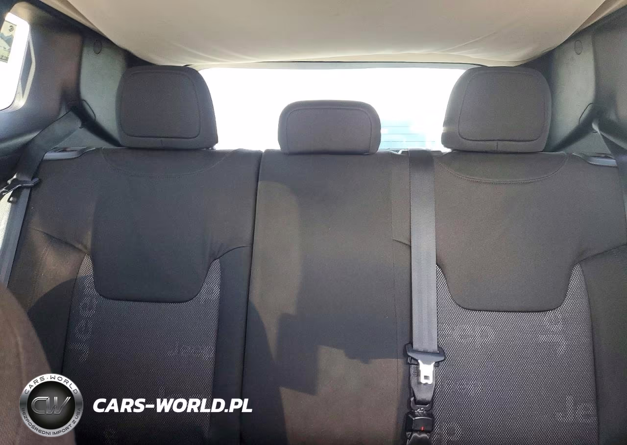 2015 Jeep Renegade Sport VIN:ZACCJAAT1FPC05595 - 10