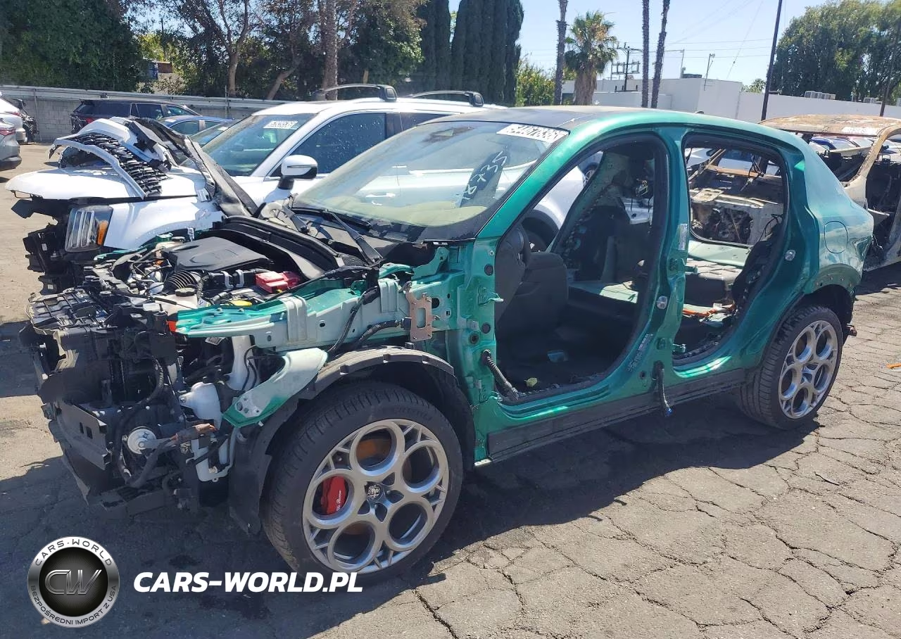 2024 Alfa Romeo Tonale Veloce – zdjęcie 1 z 13