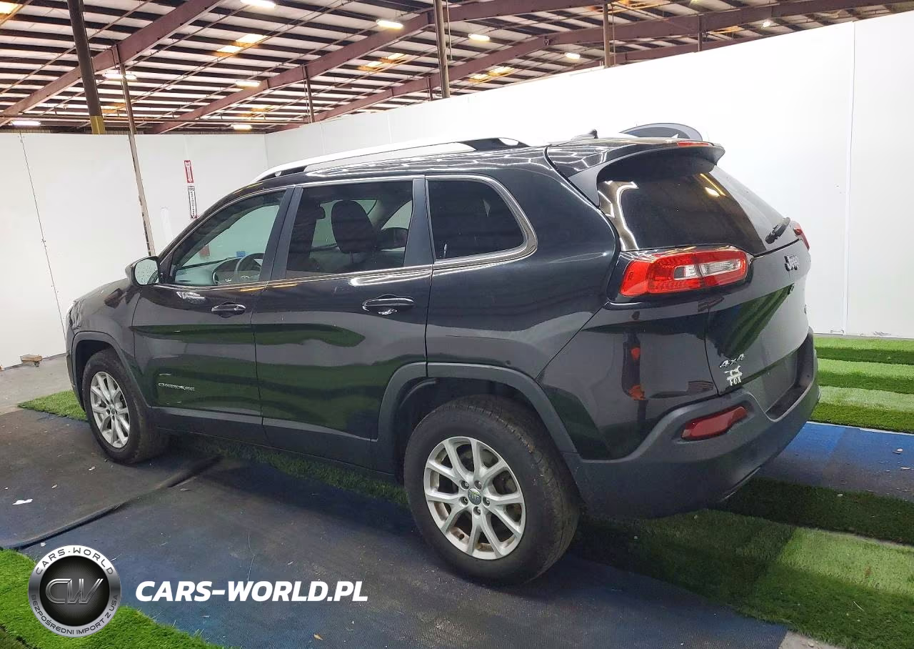 2016 Jeep Cherokee Latitude VIN:1C4PJMCB1GW287114 - 2