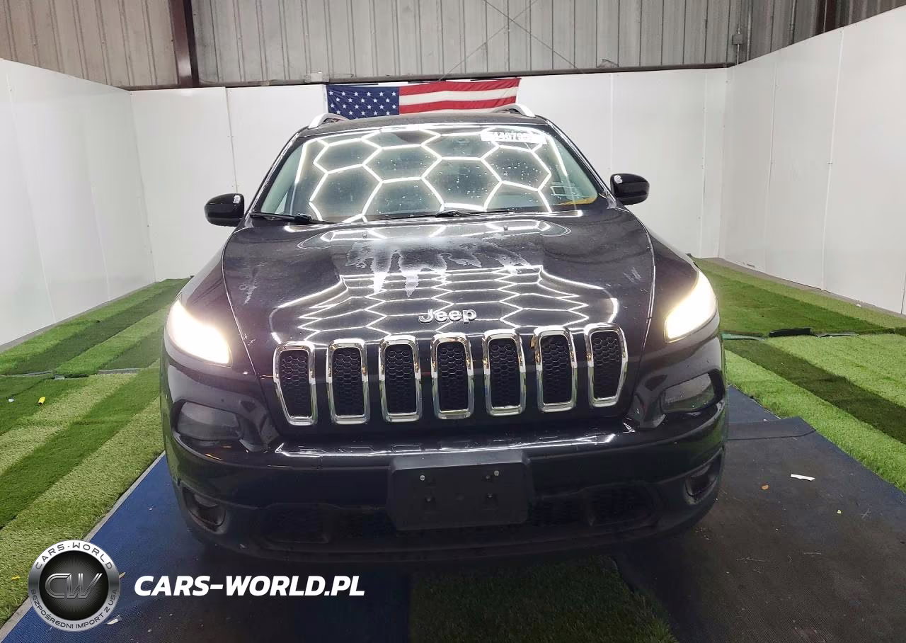 2016 Jeep Cherokee Latitude VIN:1C4PJMCB1GW287114 - 5