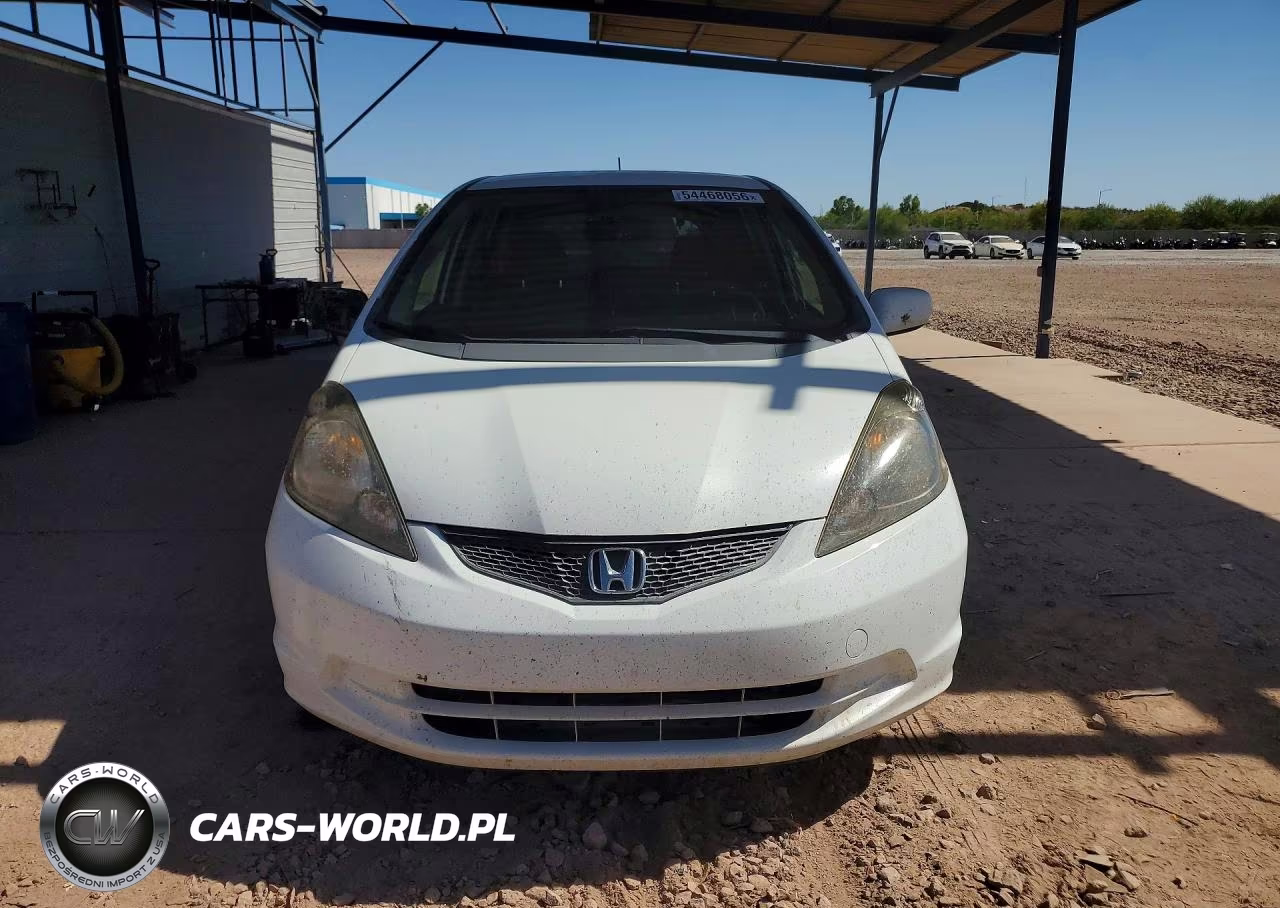 2012 Honda Fit VIN:JHMGE8G39CS002884 - 5