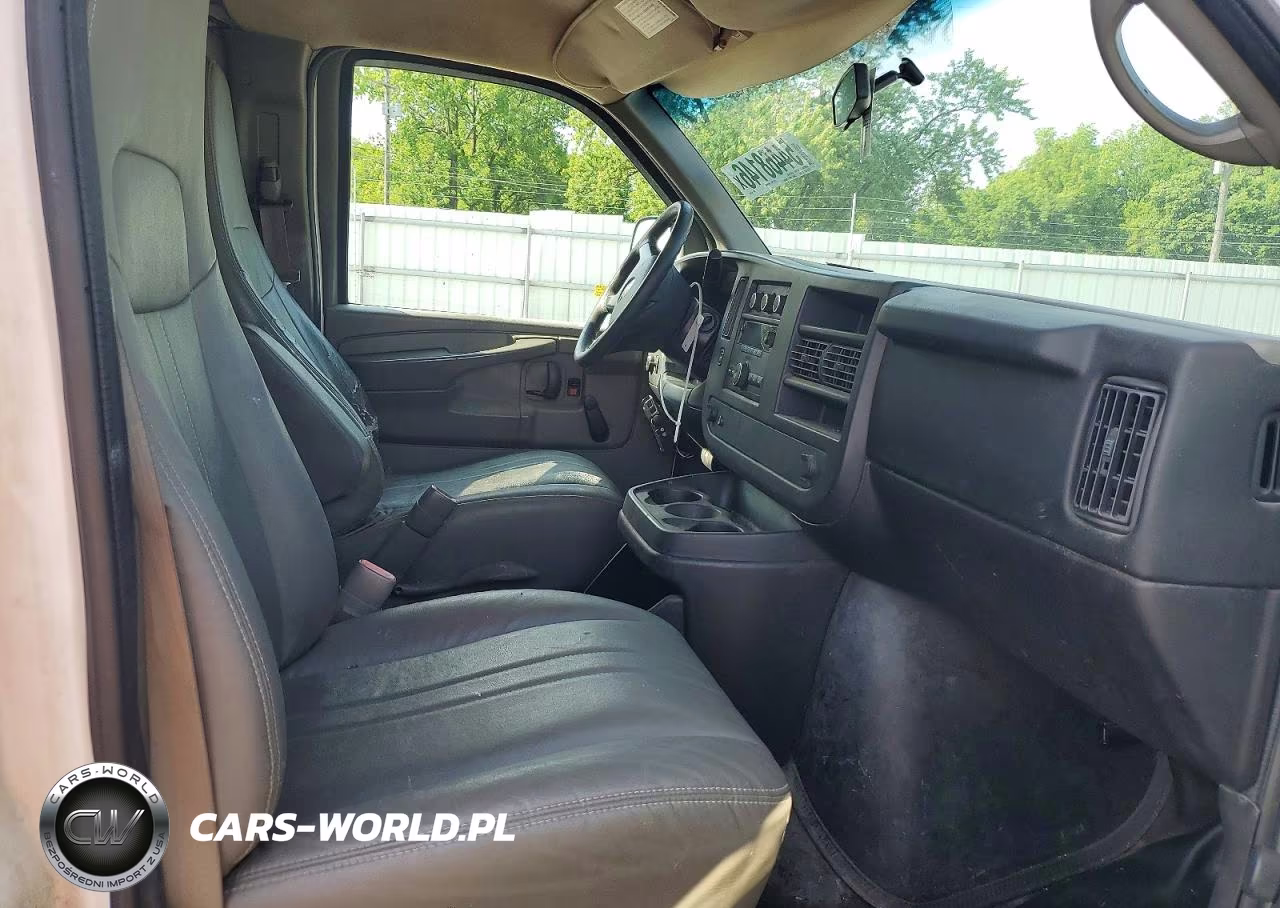2011 Chevrolet Express G3500 VIN:1GCZGUBG9B1167913 - 11