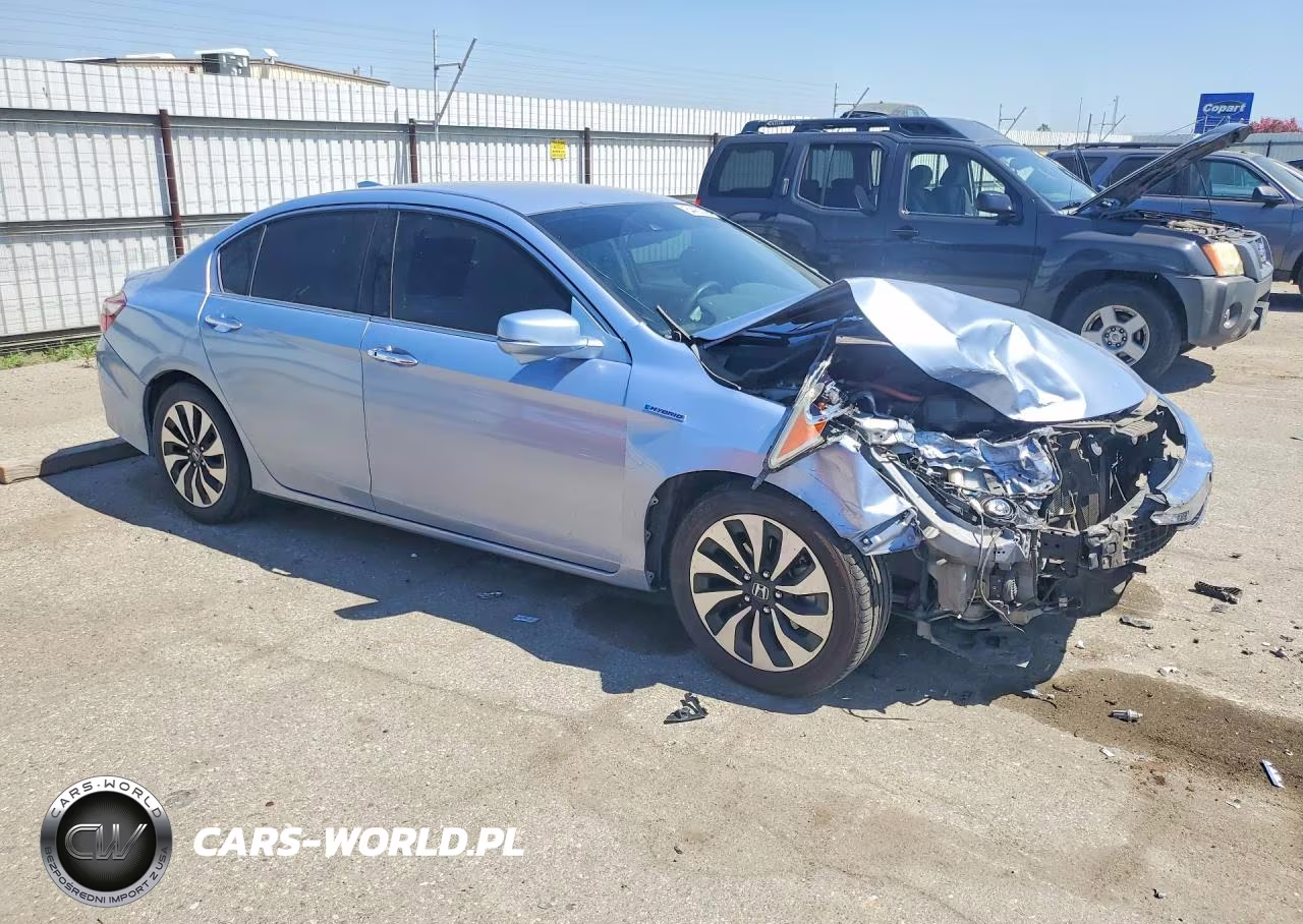 2017 Honda Accord Hybrid VIN:JHMCR6F36HC017790 - 4