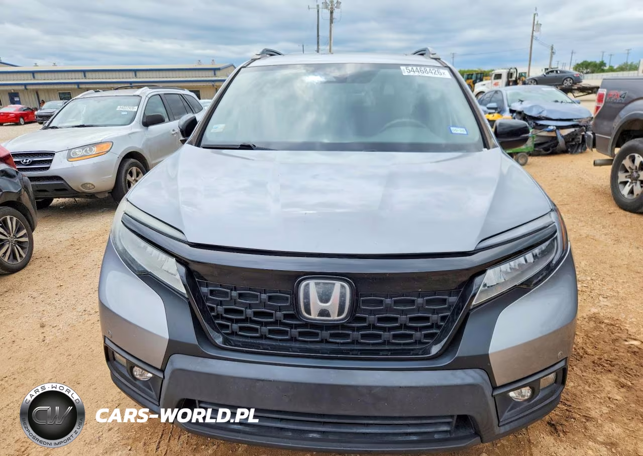 2019 Honda Passport Touring VIN:5FNYF7H98KB002273 - 5