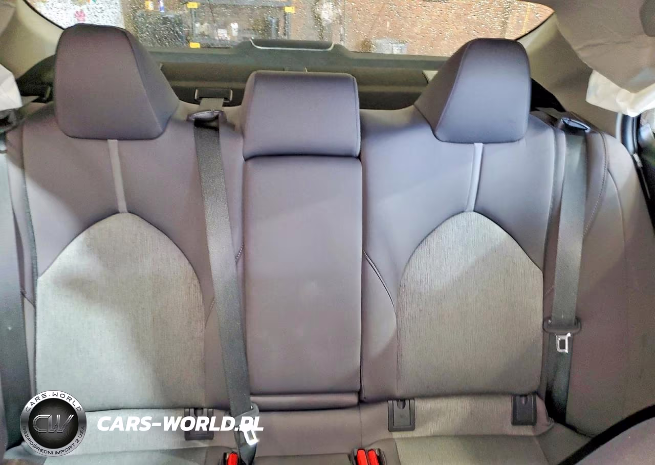 2021 Toyota Camry Le Hybrid VIN:4T1C31AK3MU559580 - 10