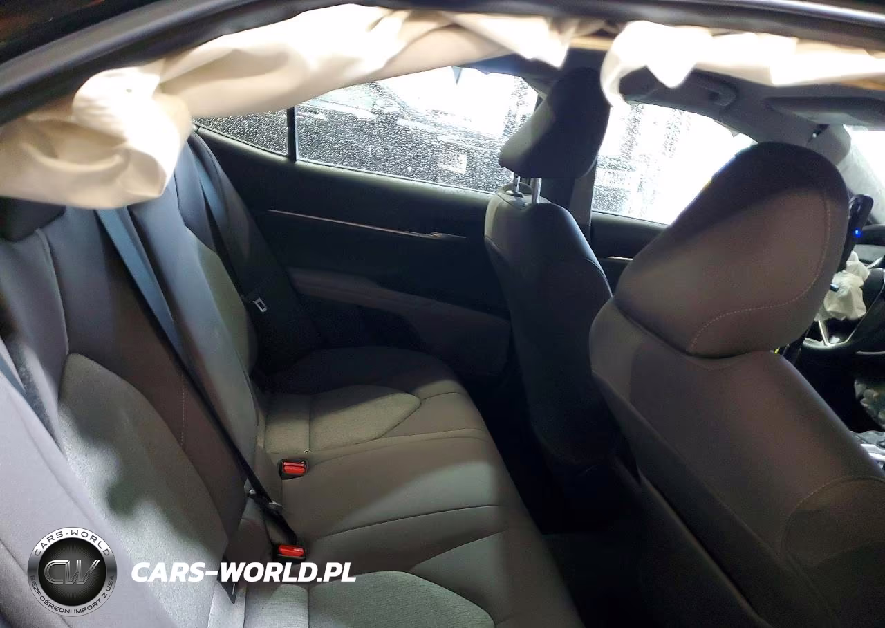 2021 Toyota Camry Le Hybrid VIN:4T1C31AK3MU559580 - 11