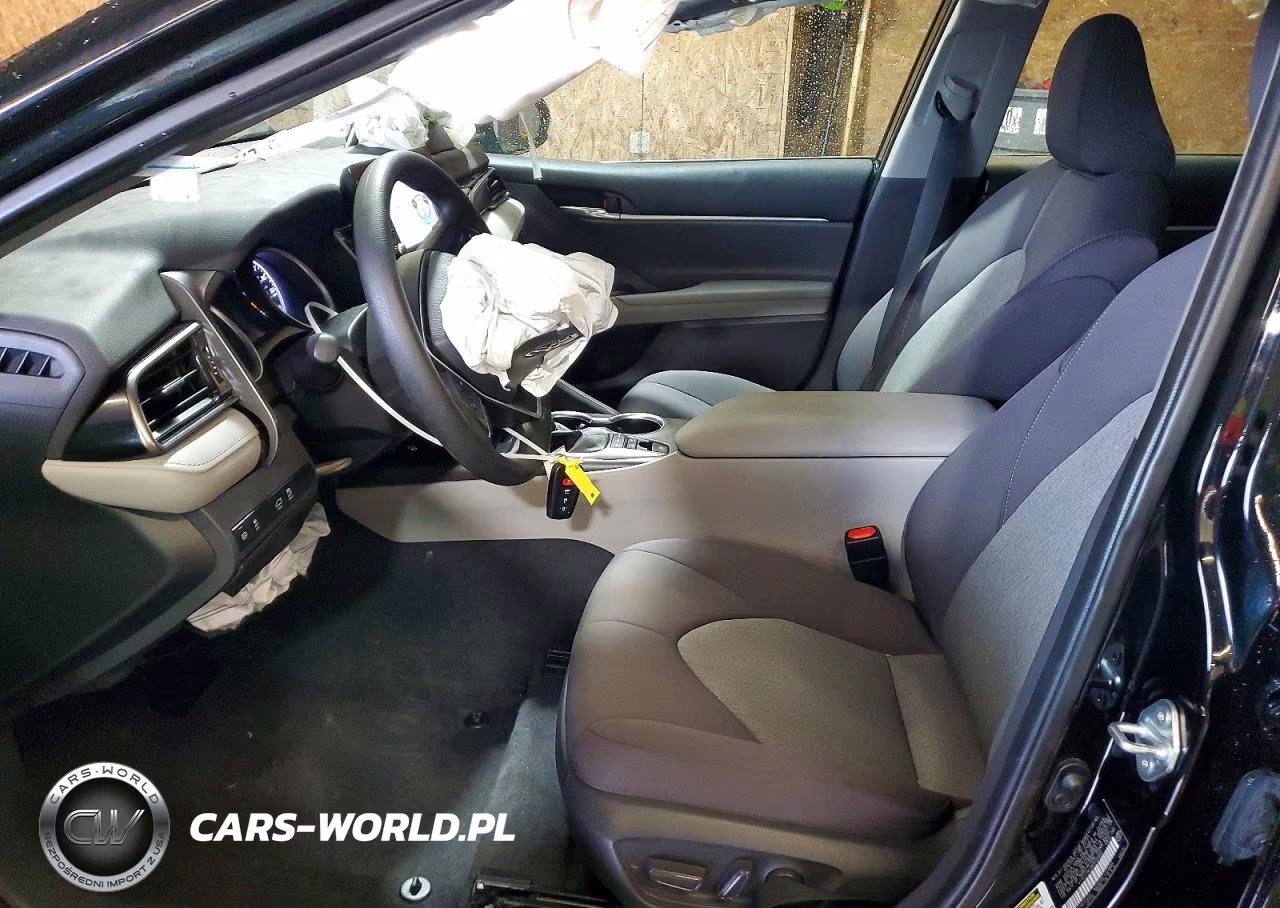 2021 Toyota Camry Le Hybrid VIN:4T1C31AK3MU559580 - 7