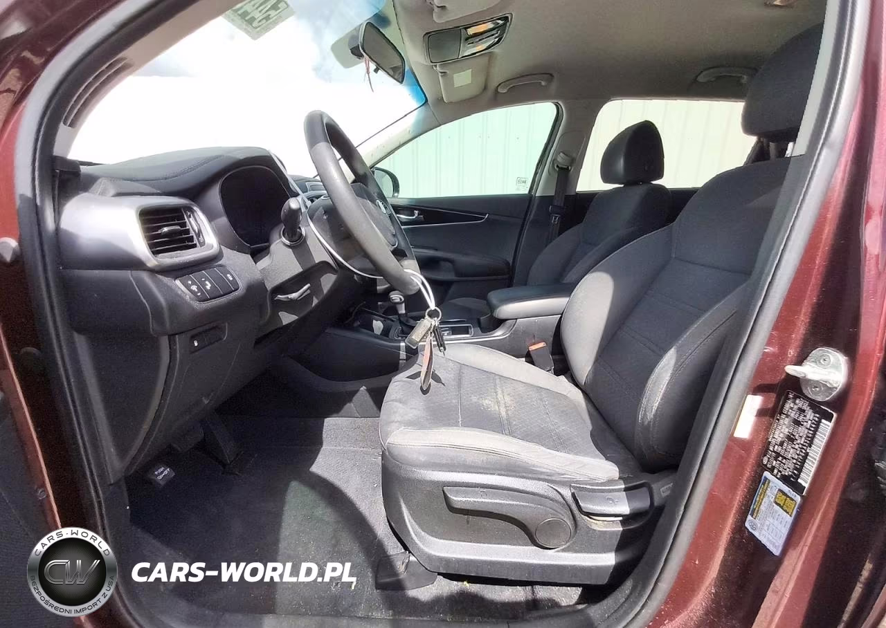 2020 Kia Sorento Lx VIN:5XYPG4A32LG644799 - 7