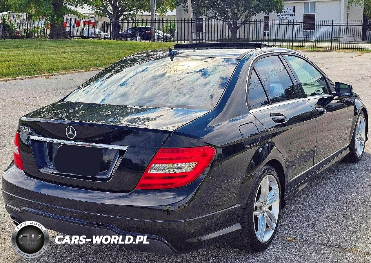 2012 Mercedes-Benz C 250 VIN:WDDGF4HB2CR194515 - 4