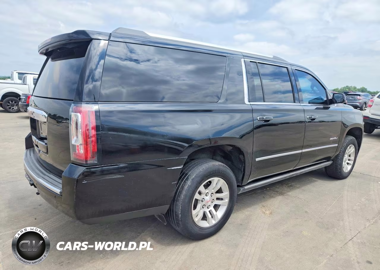 2019 GMC Yukon Xl Denali VIN:1GKS1HKJ2KR327190 - 3