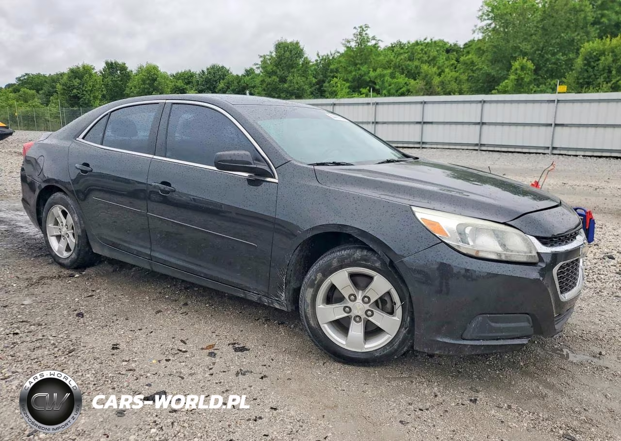 2015 Chevrolet Malibu Ls VIN:1G11B5SL0FF192053 - 4