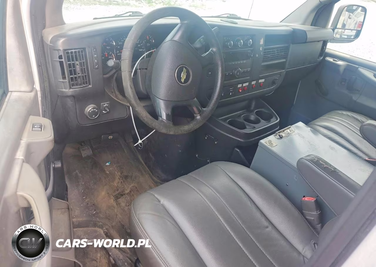 2013 Chevrolet Express G2500 VIN:1GCWGFCA8D1148278 - 8
