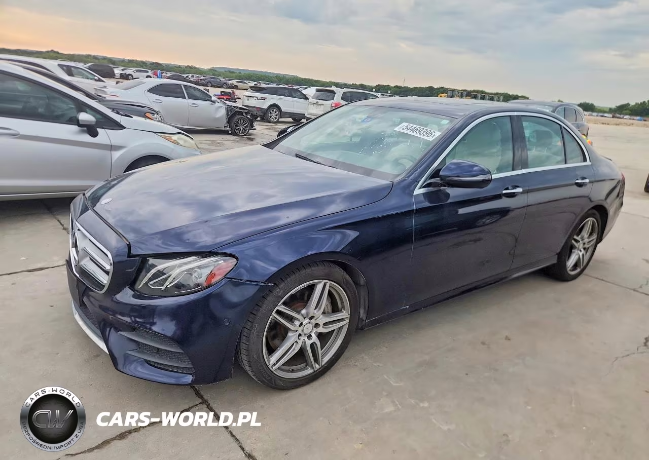 2017 Mercedes-Benz E 300 – zdjęcie 1 z 12