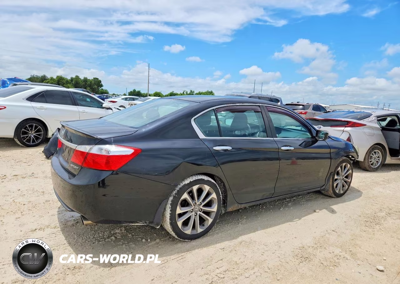 2013 Honda Accord Sport VIN:1HGCR2F58DA100799 - 3