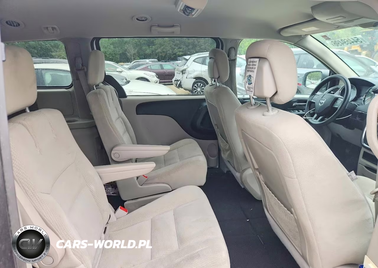 2016 Dodge Grand Caravan VIN:2C4RDGBG4GR401209 - 11