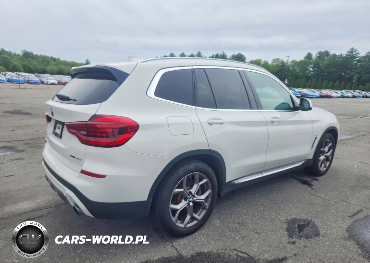 2020 BMW X3 xDrive30I VIN:5UXTY5C09LLT38156 - 3