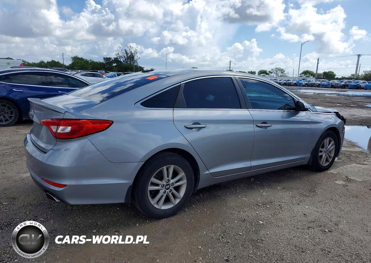 2016 Hyundai Sonata Se VIN:5NPE24AF1GH416971 - 3