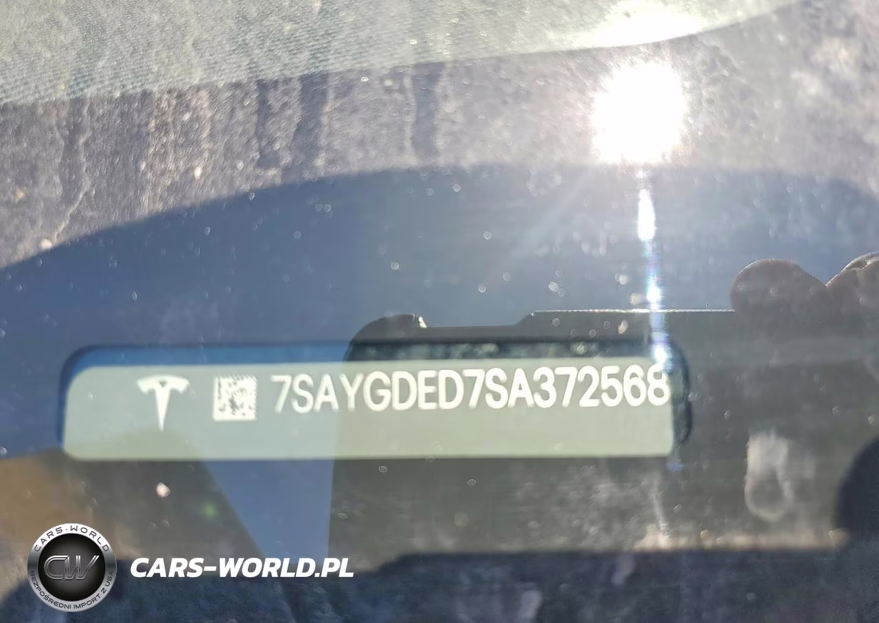 2025 Tesla Model Y VIN:7SAYGDED7SA372568 - 13