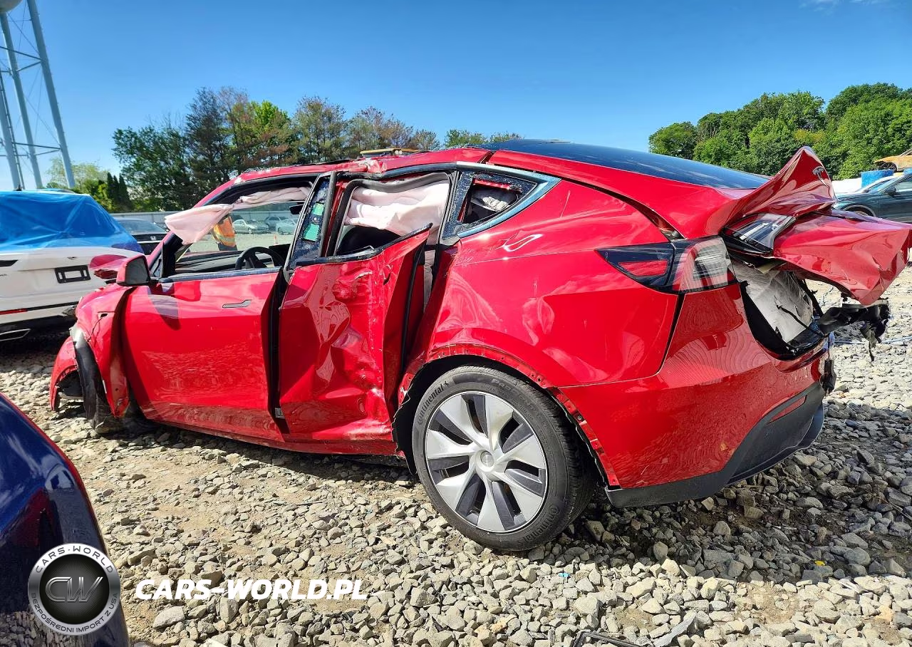 2023 Tesla Model Y VIN:7SAYGDEE2PA078883 - 2