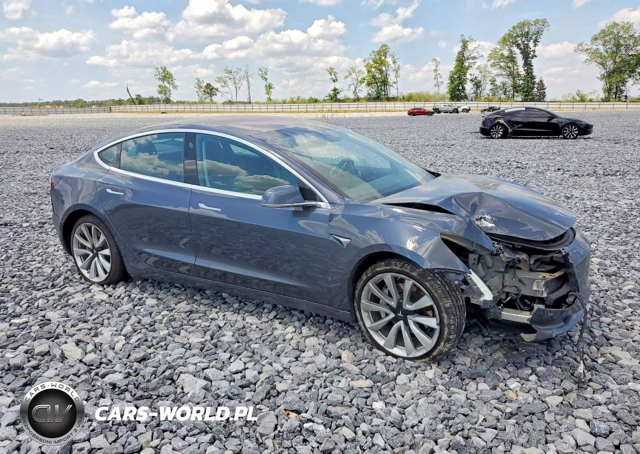 2018 Tesla Model 3 VIN:5YJ3E1EA4JF059108 - 4