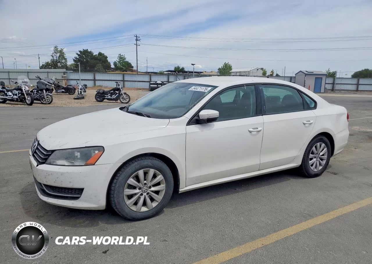 2013 Volkswagen Passat S