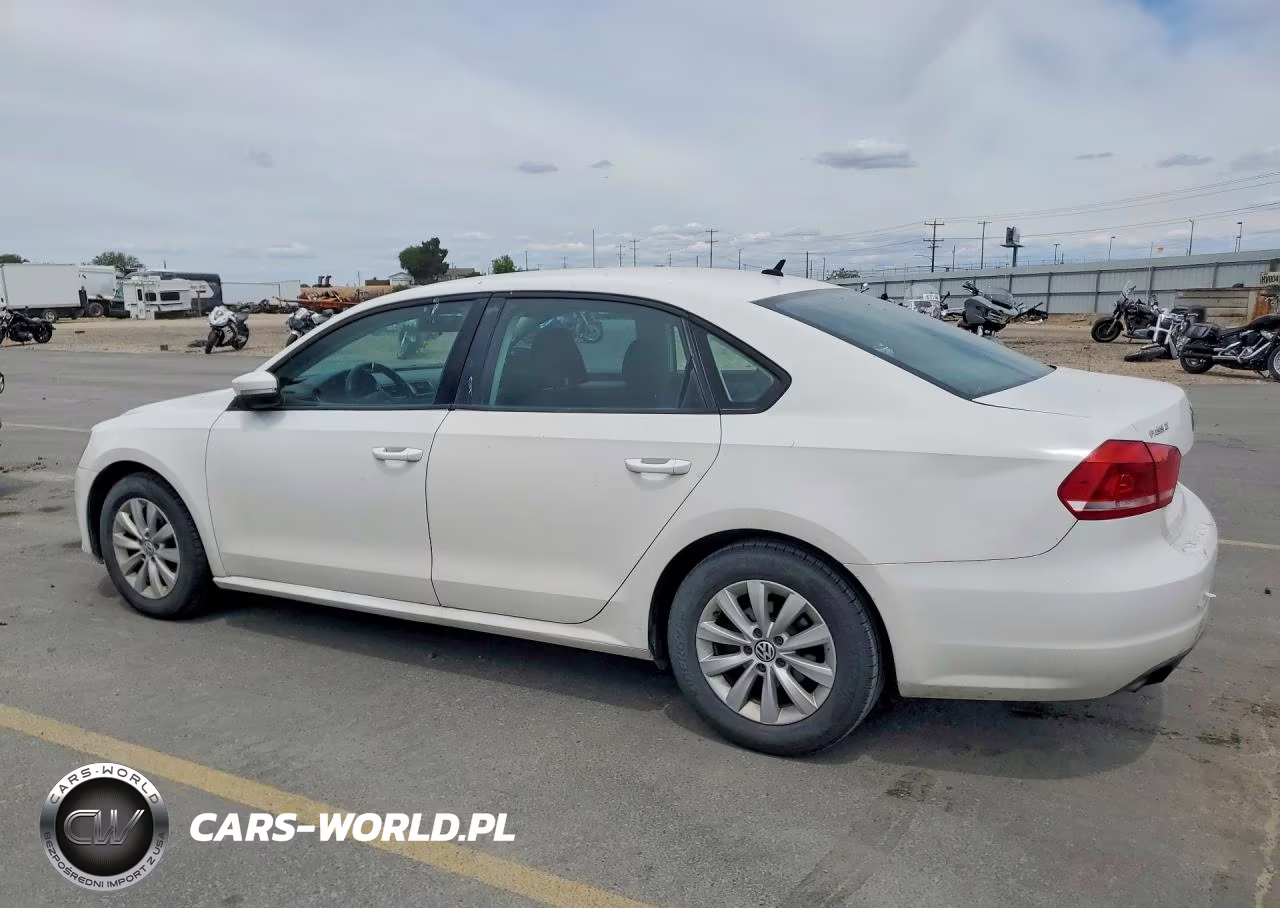 2013 Volkswagen Passat S VIN:1VWAP7A33DC038647 - 2