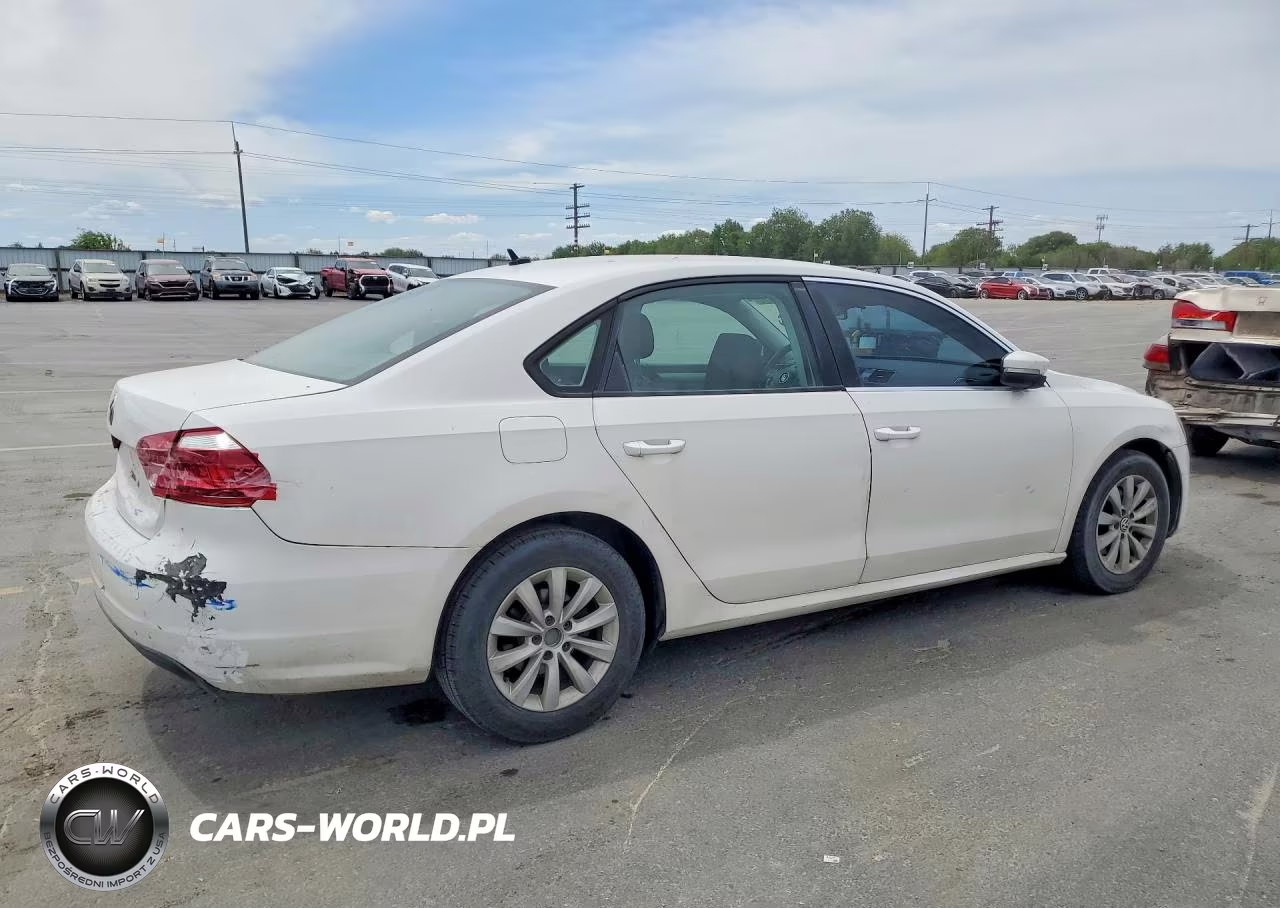 2013 Volkswagen Passat S VIN:1VWAP7A33DC038647 - 3