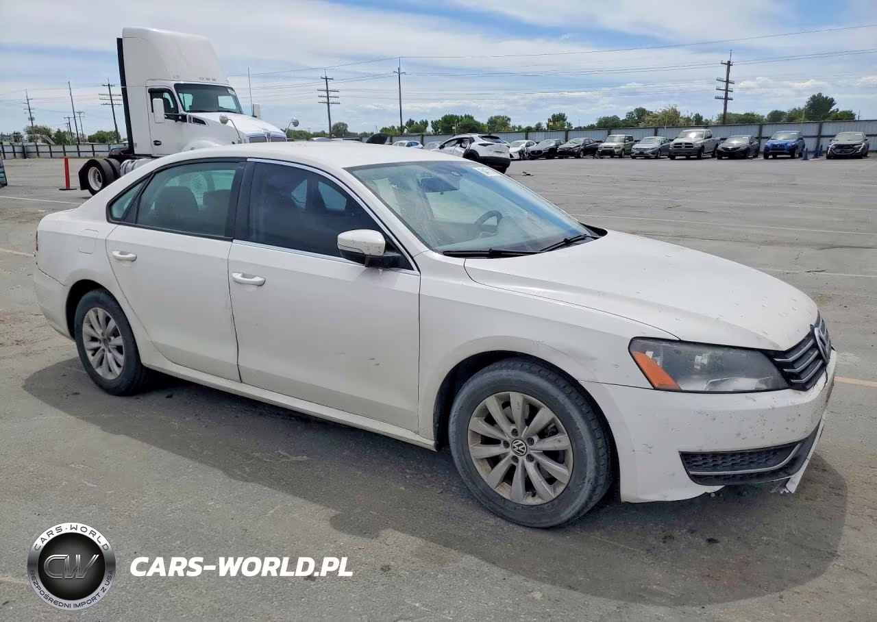 2013 Volkswagen Passat S VIN:1VWAP7A33DC038647 - 4