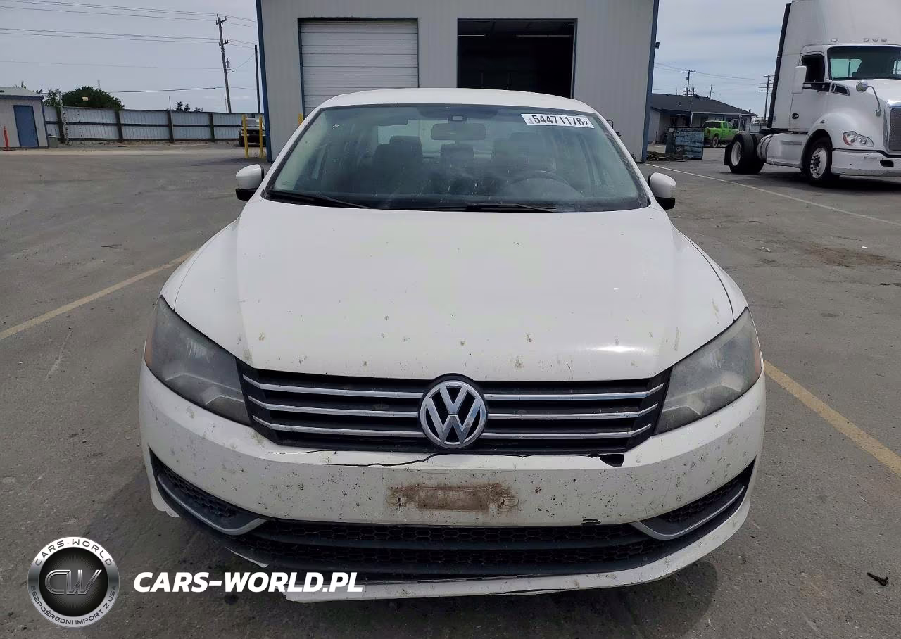 2013 Volkswagen Passat S VIN:1VWAP7A33DC038647 - 5