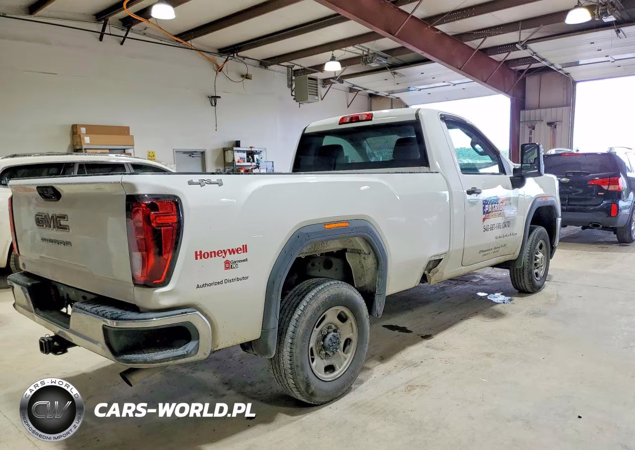 2020 GMC Sierra K2500 Heavy Duty VIN:1GT39LE76LF292717 - 3