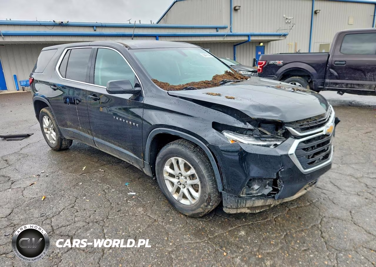 2018 Chevrolet Traverse Ls VIN:1GNERFKW1JJ128203 - 4