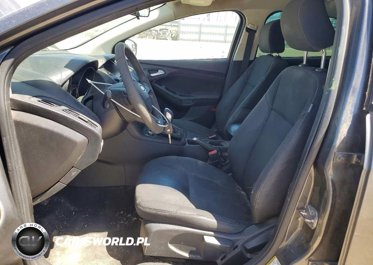 2016 Ford Focus Se VIN:1FADP3F29GL387900 - 7