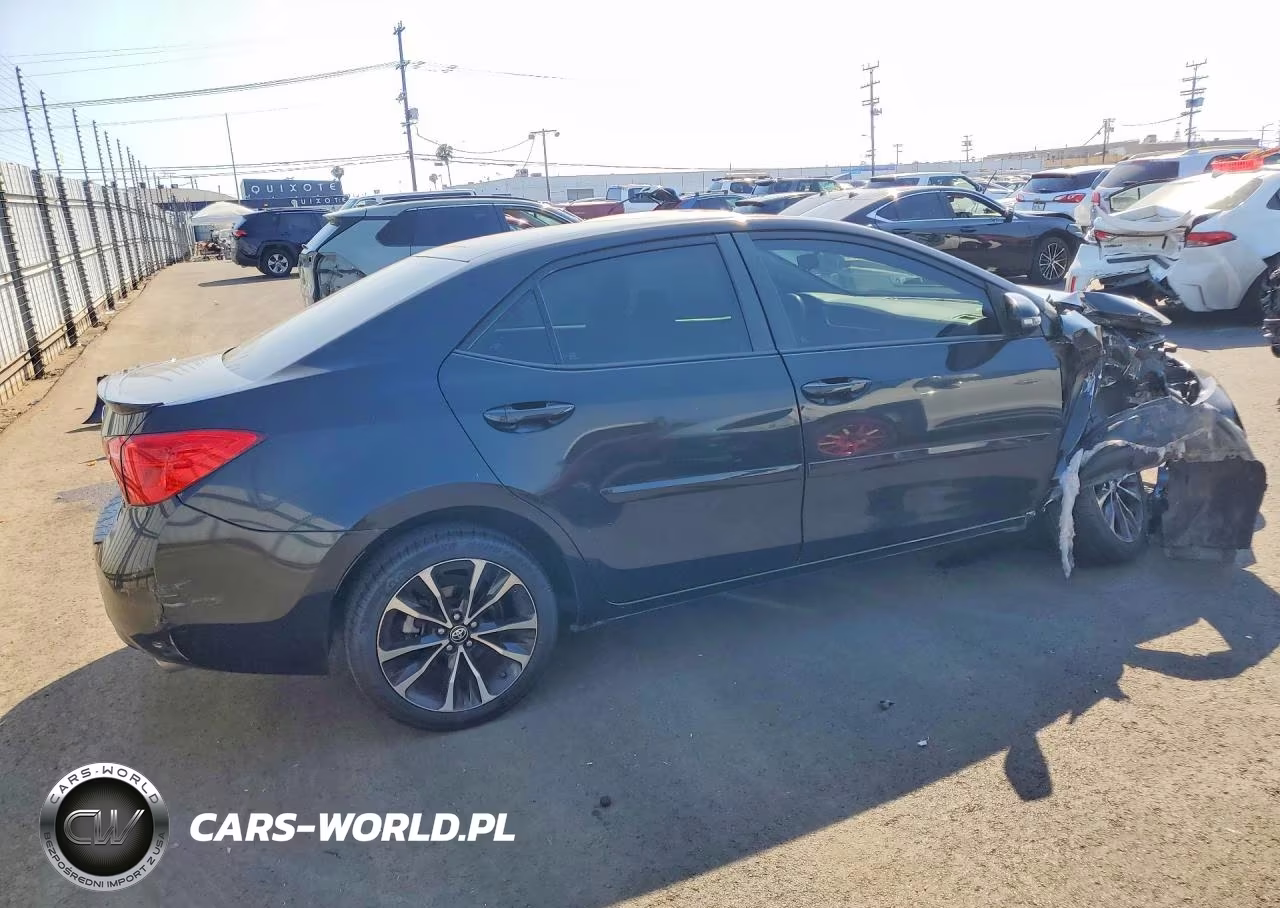 2019 Toyota Corolla Se VIN:5YFBURHE3KP903866 - 3