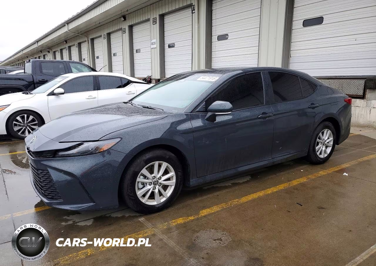2026 Toyota Camry Le – zdjęcie 1 z 12