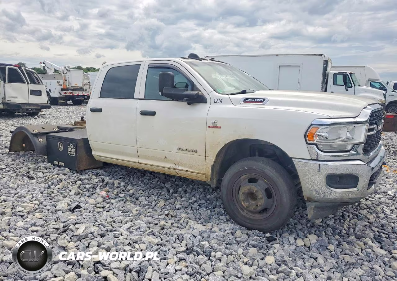 2022 Ram 3500 VIN:3C7WRTCL4NG103046 - 4
