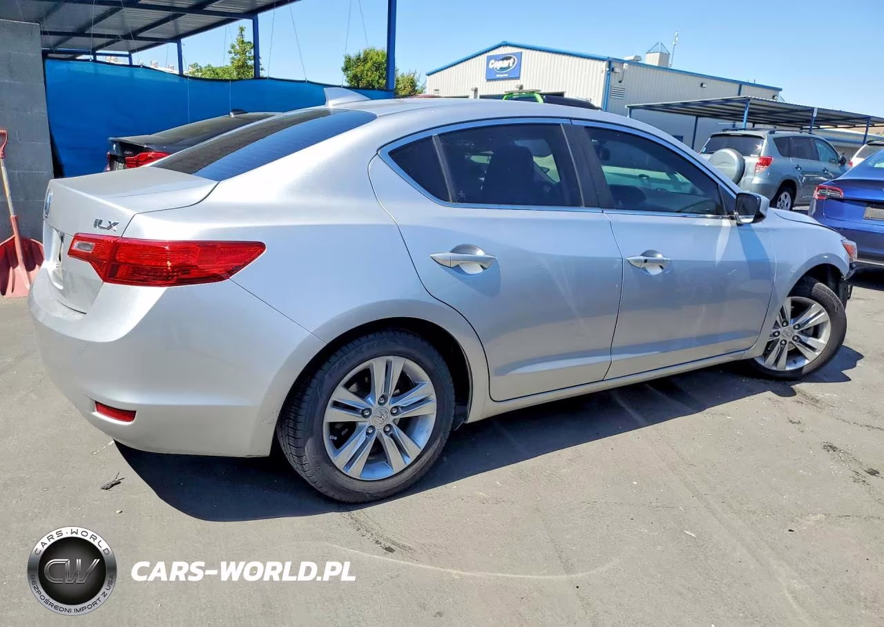 2013 Acura Ilx VIN:19VDE1F36DE021080 - 3