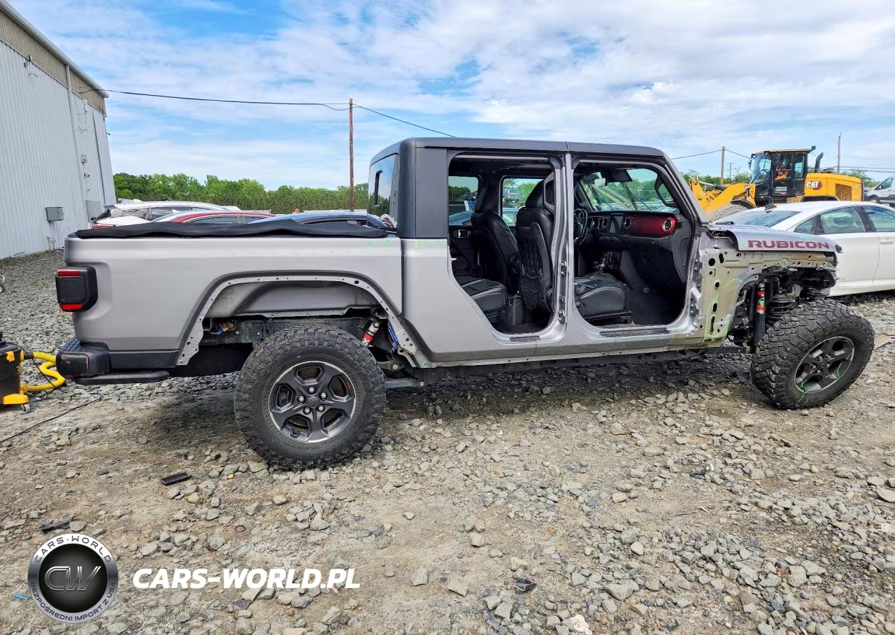 2020 Jeep Gladiator Rubicon VIN:1C6JJTBG2LL112452 - 3