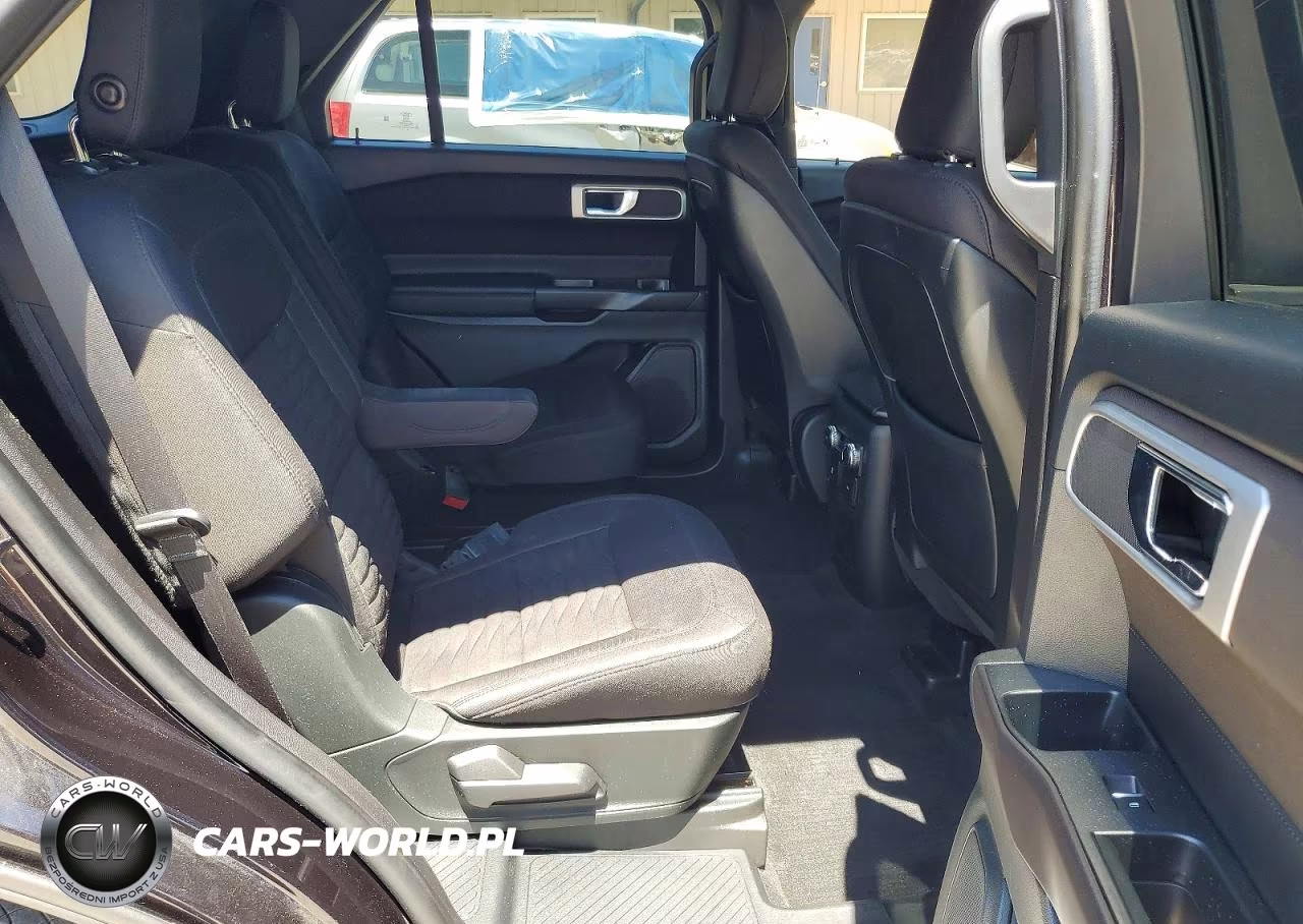 2020 Ford Explorer Xlt VIN:1FMSK8DH1LGB15294 - 11
