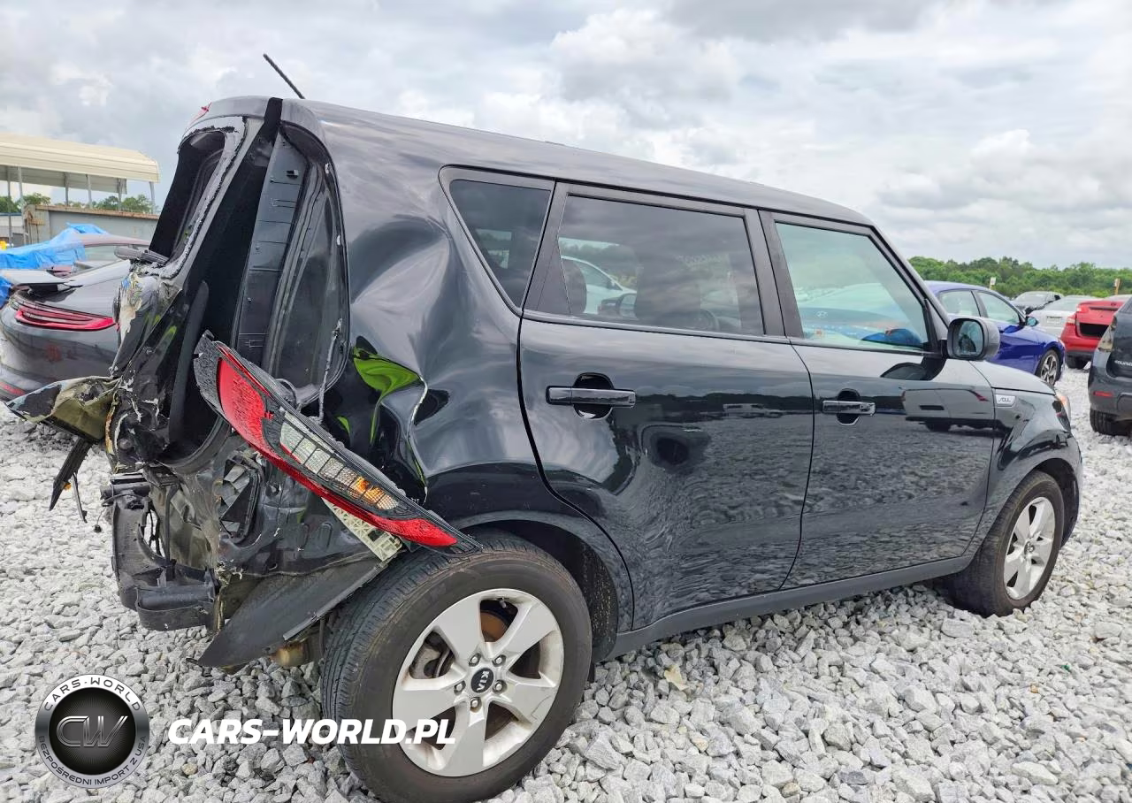 2018 Kia Soul Base VIN:KNDJN2A24J7544804 - 3