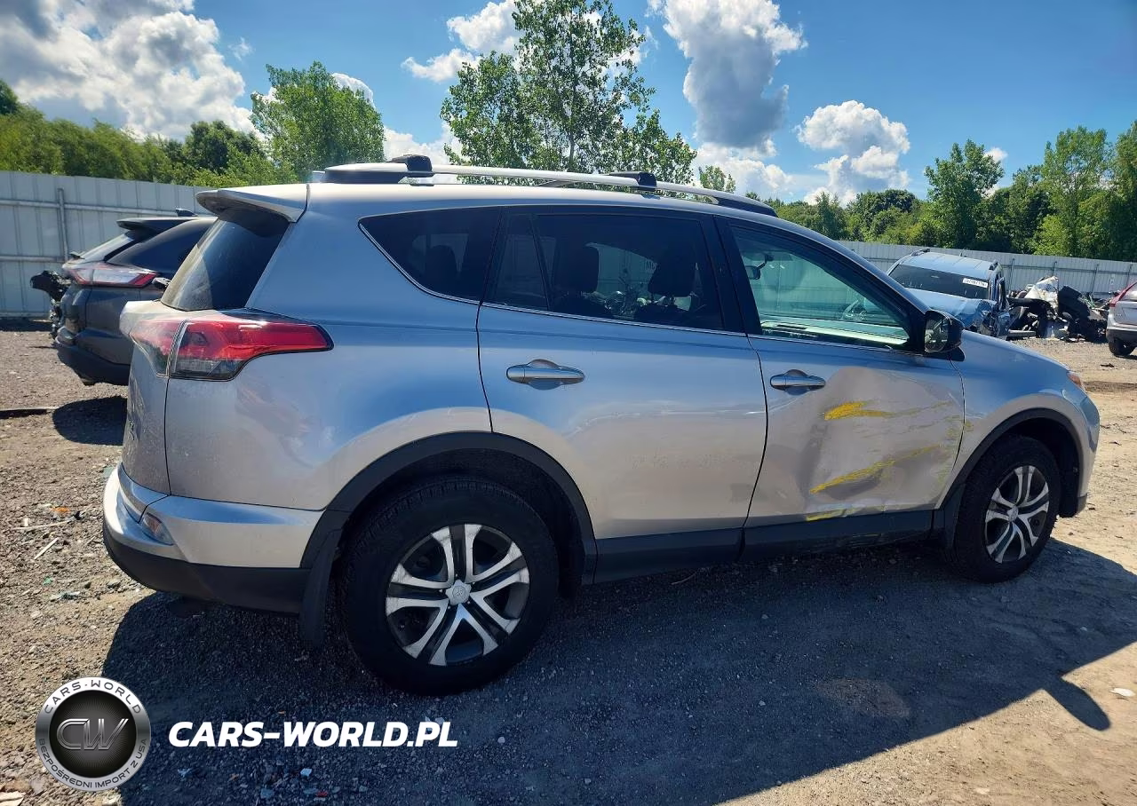 2016 Toyota Rav4 Le VIN:2T3BFREV3GW493761 - 3