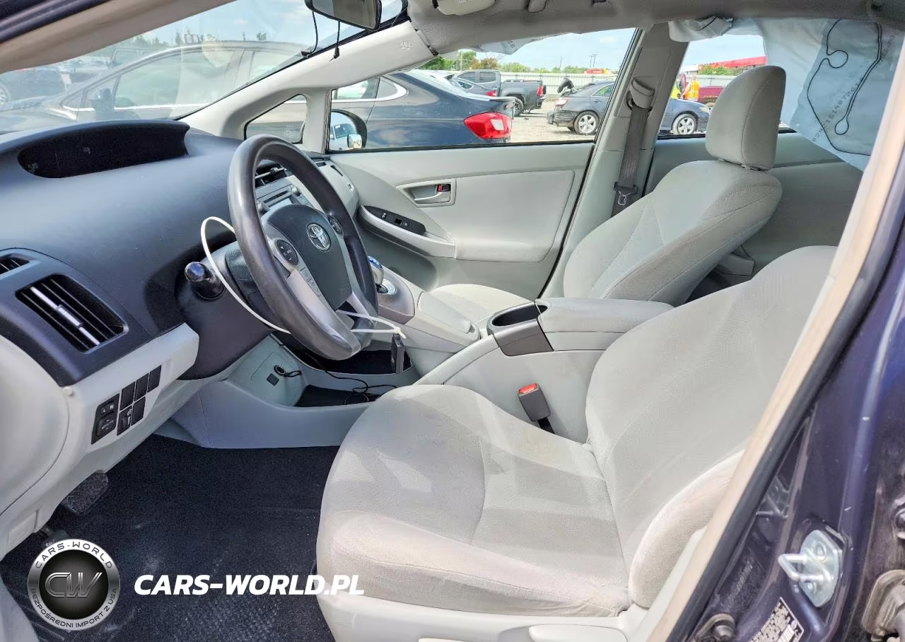 2015 Toyota Prius Three VIN:JTDKN3DU9F0417831 - 7