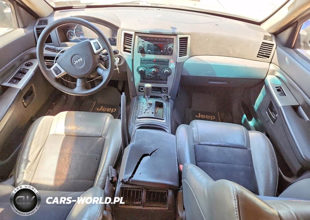 2008 Jeep Grand Cherokee Laredo VIN:1J8GS48KX8C210937 - 8