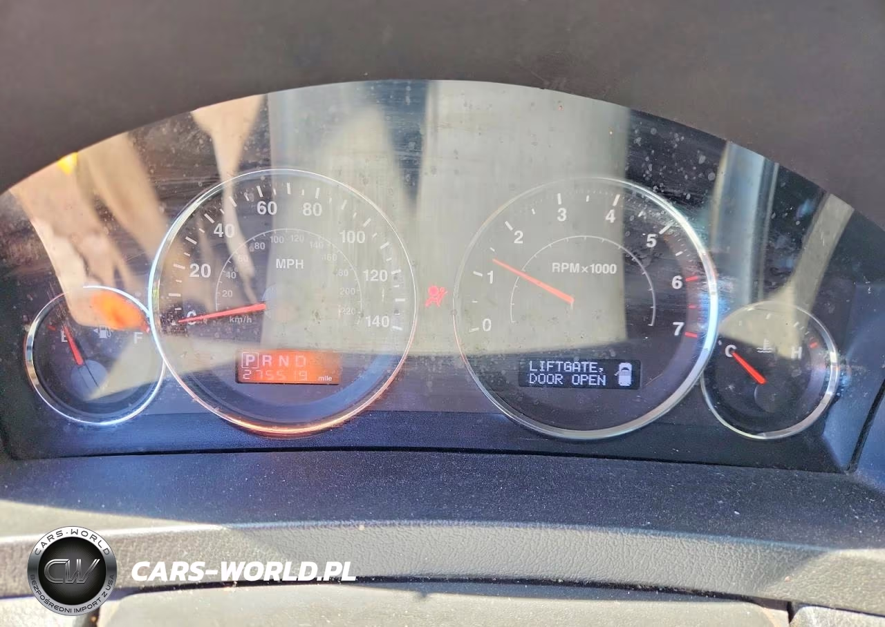 2008 Jeep Grand Cherokee Laredo VIN:1J8GS48KX8C210937 - 9