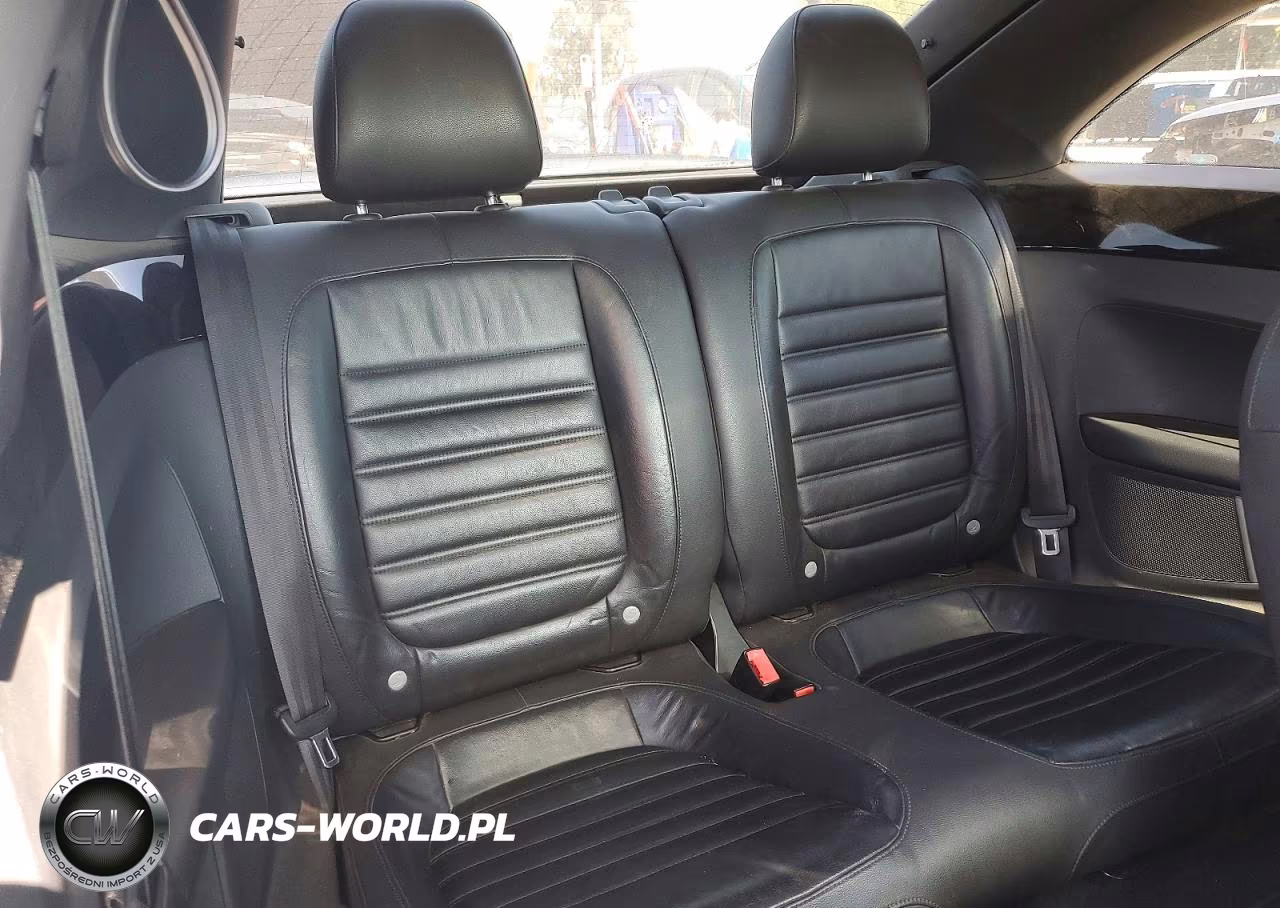 2012 Volkswagen Beetle Turbo VIN:3VWVA7AT1CM628300 - 10