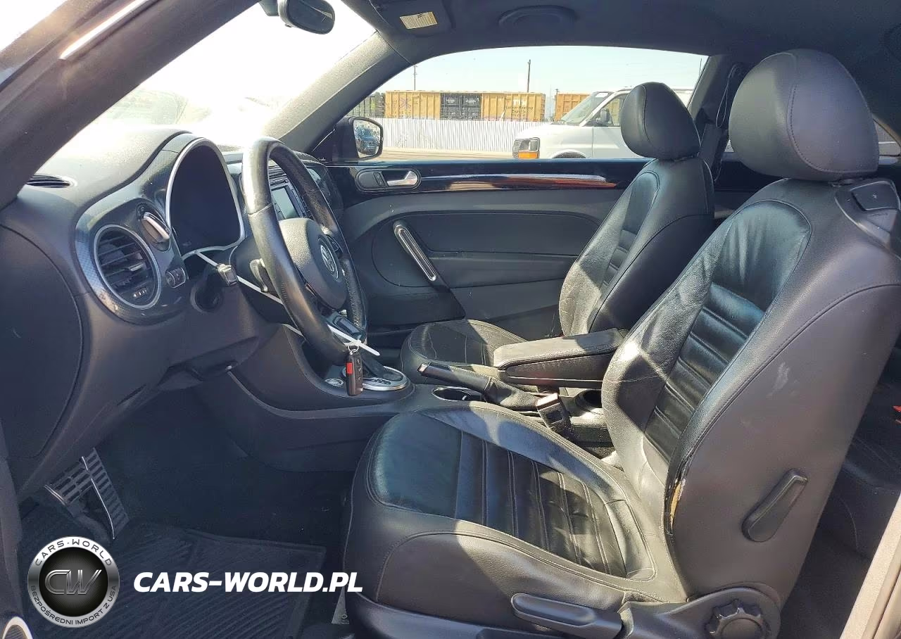 2012 Volkswagen Beetle Turbo VIN:3VWVA7AT1CM628300 - 7